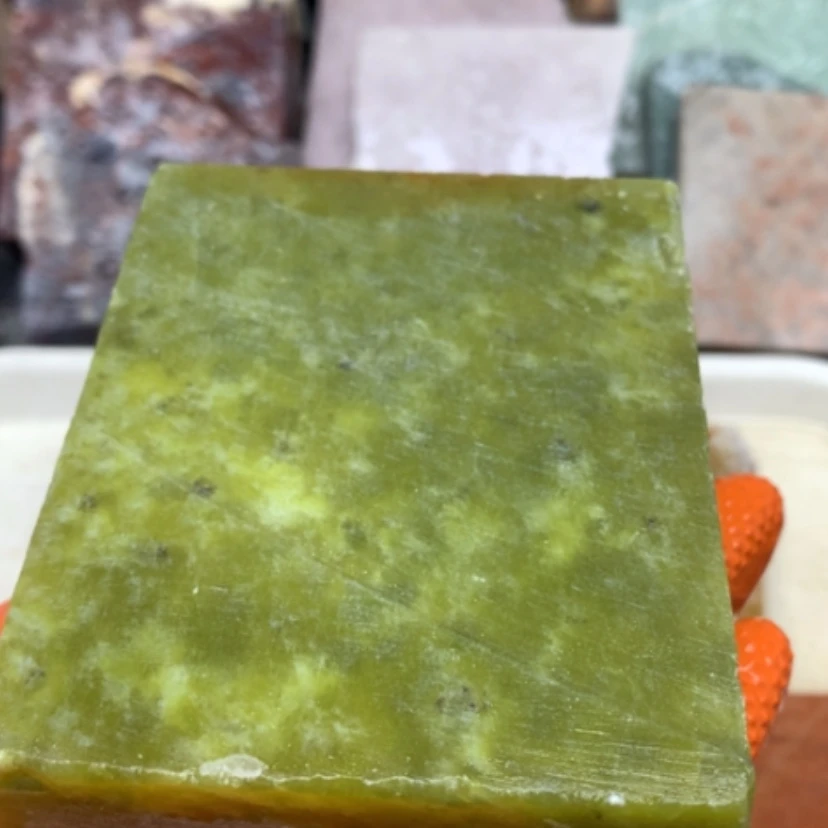 【闪购商品】石英质玉手镯未镶嵌