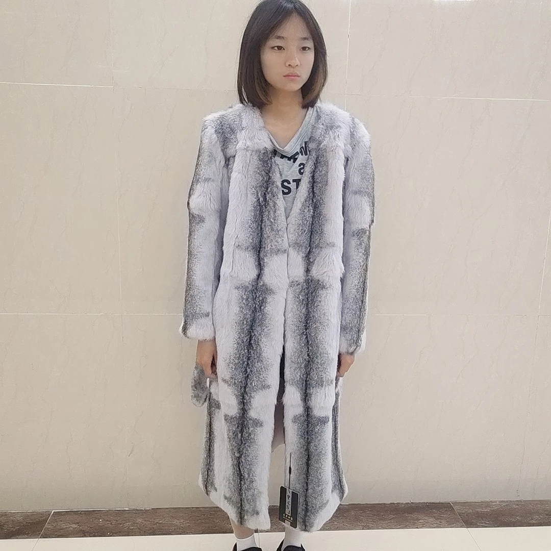 2024拉美得系列女士时尚长款风衣外套