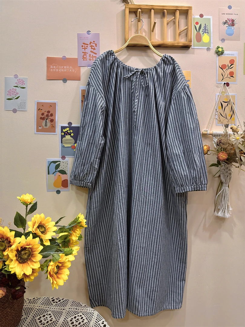 《米粒》82658春日系抽绳一字领领宽松百搭条纹连衣裙