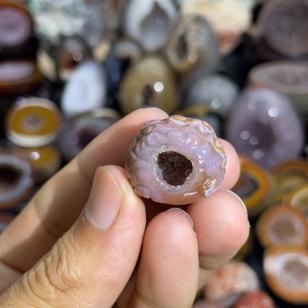 未镶嵌水晶大型摆件（非配饰）