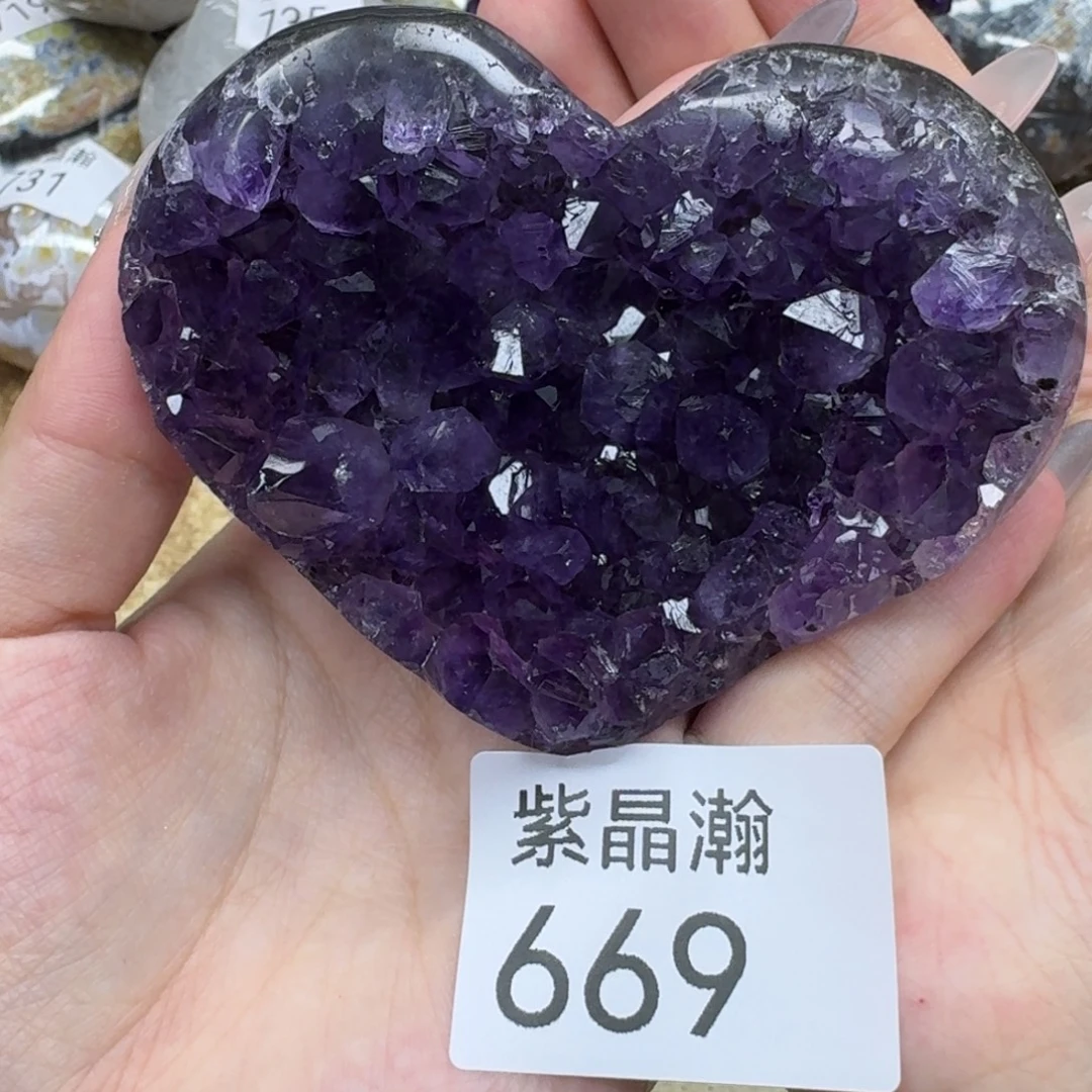 未镶嵌大型摆件（非配饰）水晶