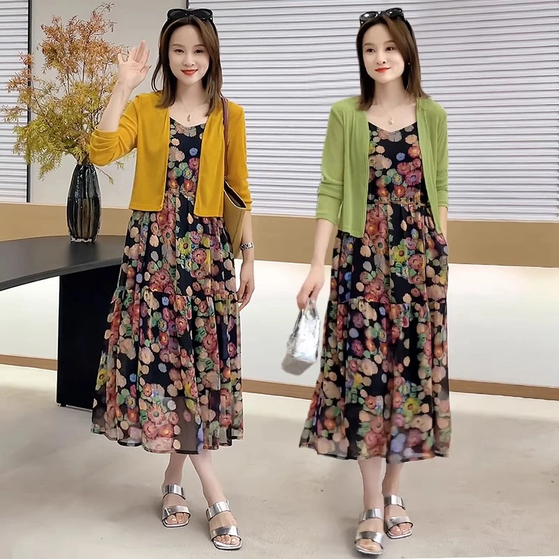 设计感碎花吊带裙女2025年夏季新款气质时尚显瘦薄款中长款连衣裙