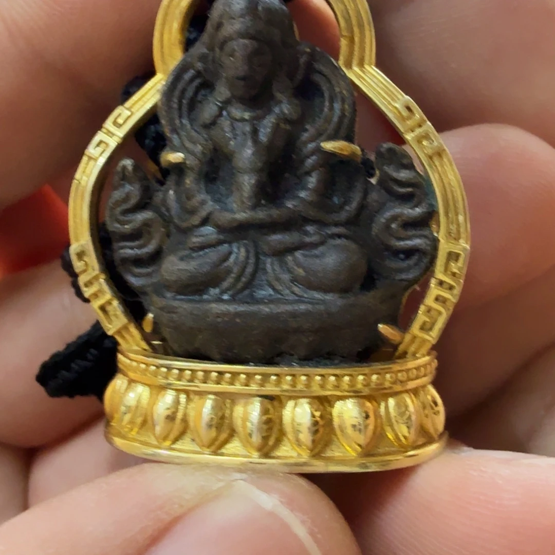 阿***沙哈哈哈哈哈好看好看的