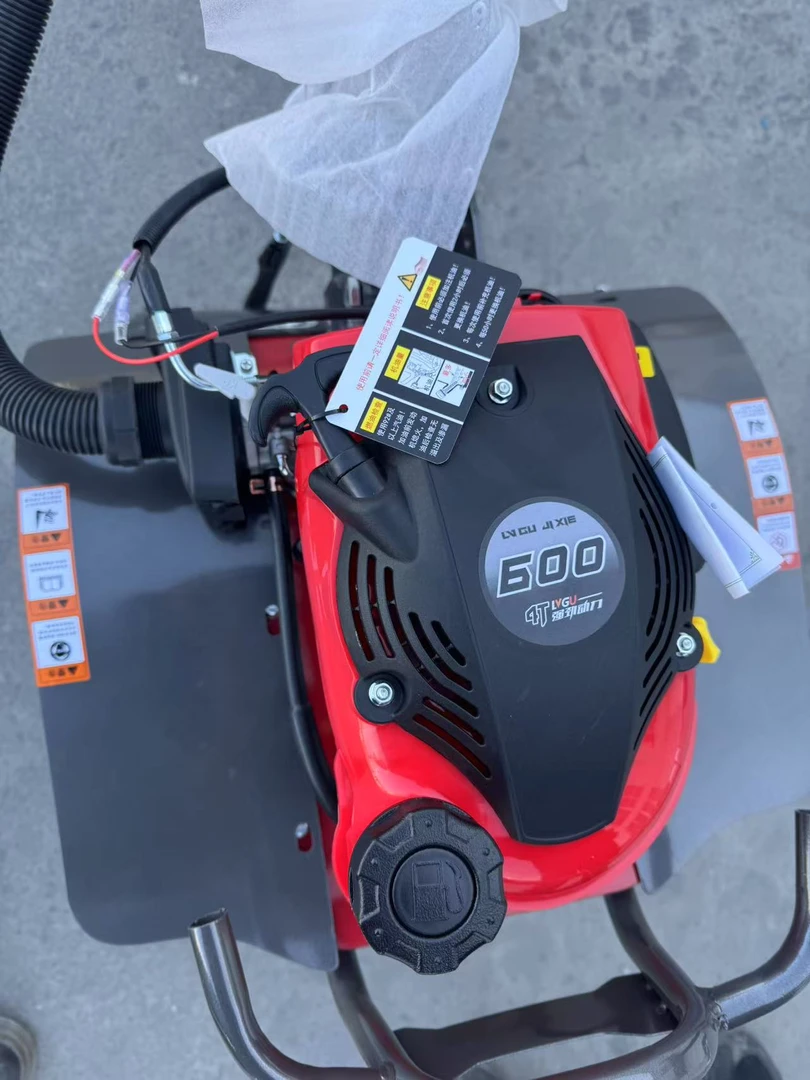 25新款600大动力微耕机旋耕，除草，开沟水旱两用。