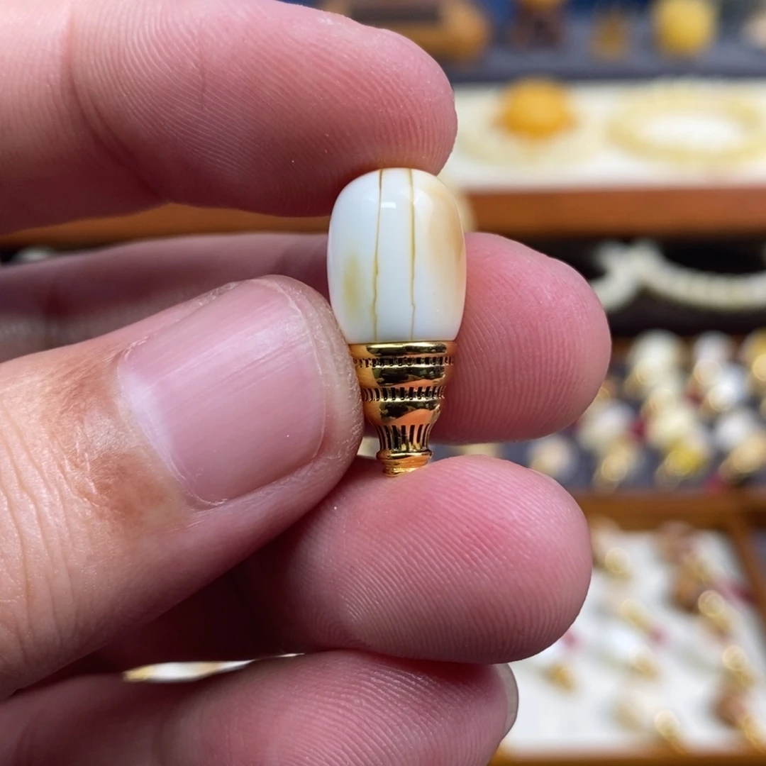 蜜蜡未镶嵌裸石配饰一线天三通尺寸10