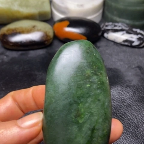 和田玉珠宝奇石未镶嵌