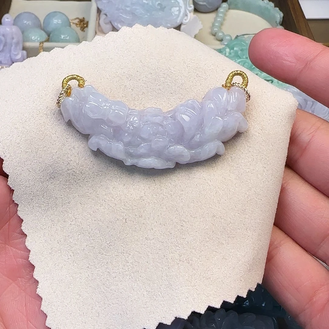 翡翠未镶嵌颈饰小冰牡丹弯弯