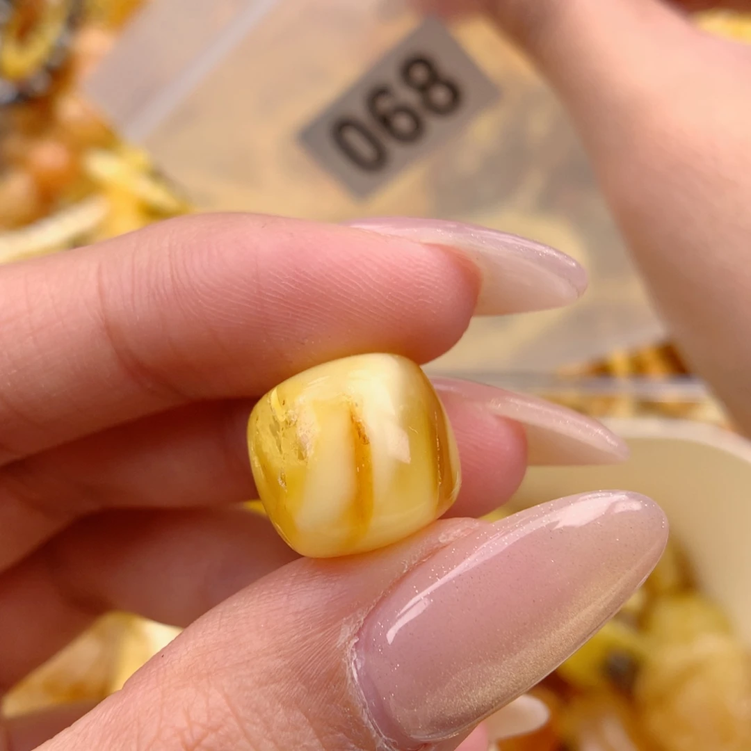 琥珀未镶嵌珠宝奇石14.1