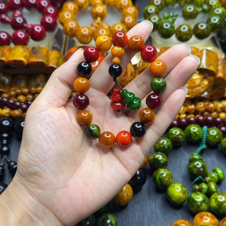 松木琥珀木文玩手串