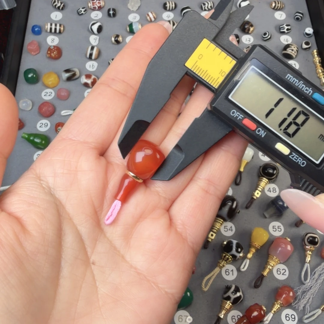 玛瑙/玉髓未镶嵌饰品