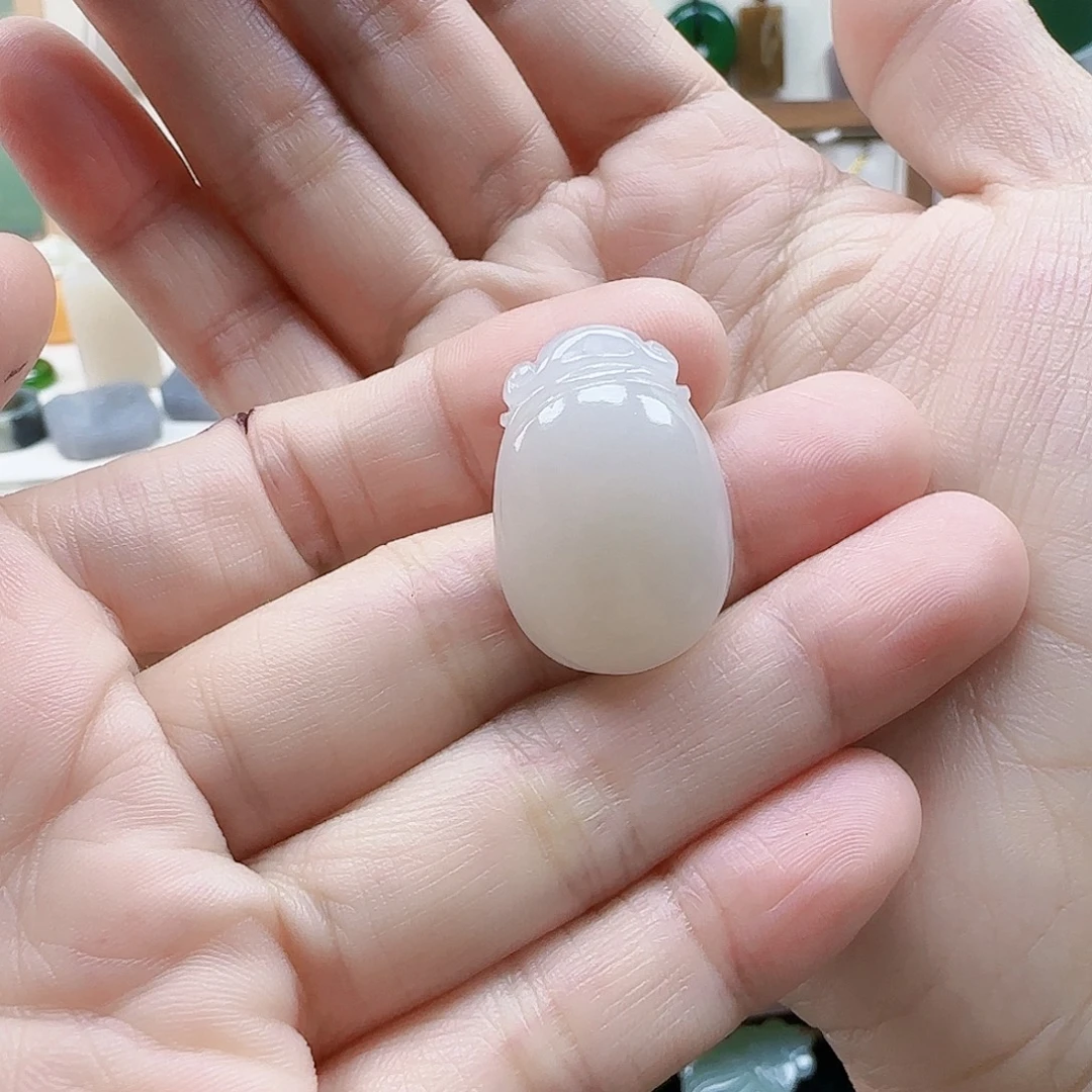 和田玉未镶嵌吊坠(不含链)