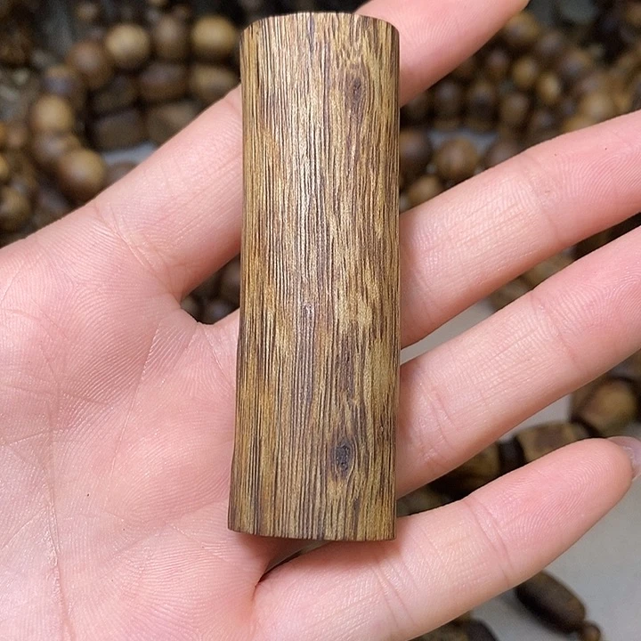 沉香沉香碎屑牌子