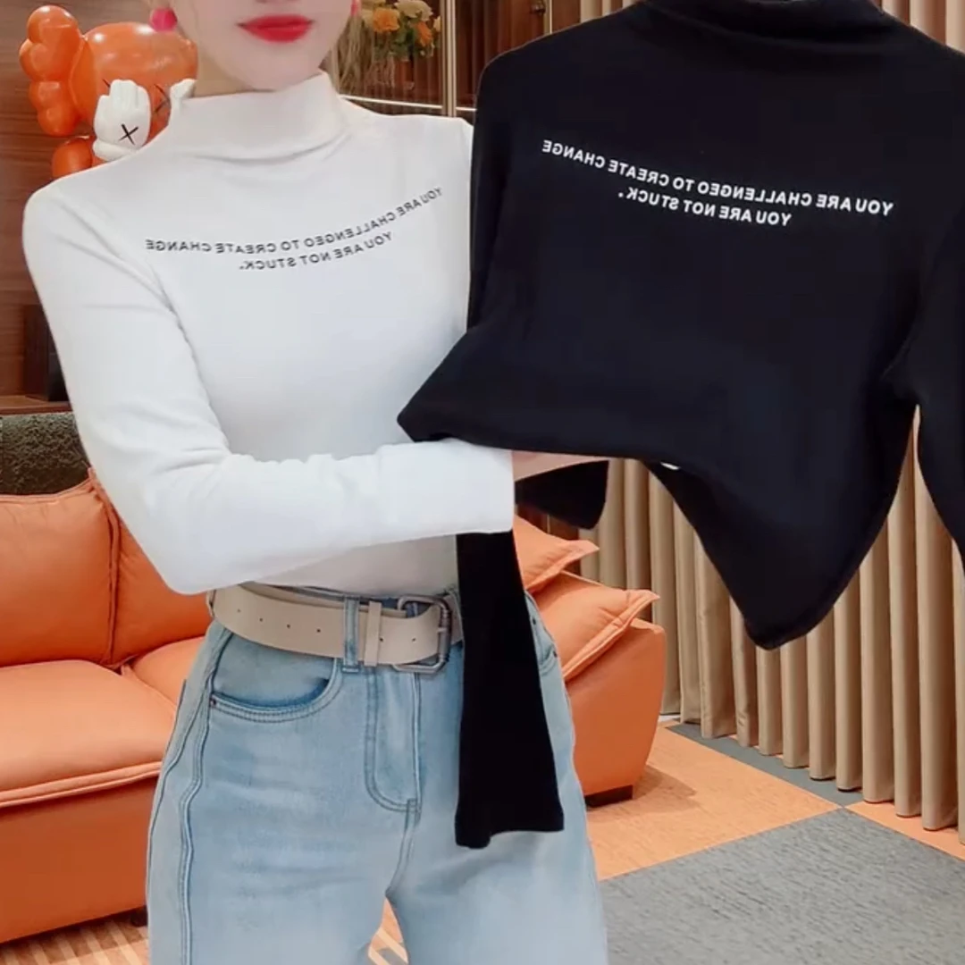 洋气减龄保暖长袖字母打底衫T恤