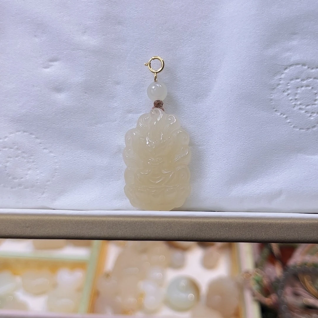 和田玉18K金镶嵌吊坠(不含链)