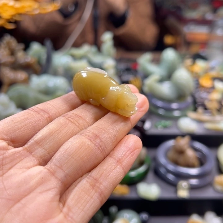 和田玉挂件未镶嵌夏**雨