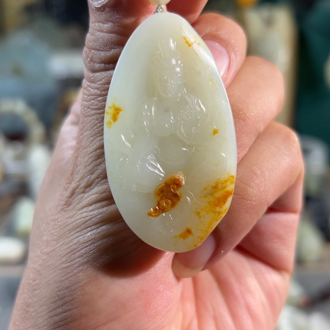 和田玉未镶嵌颈饰真皮真色