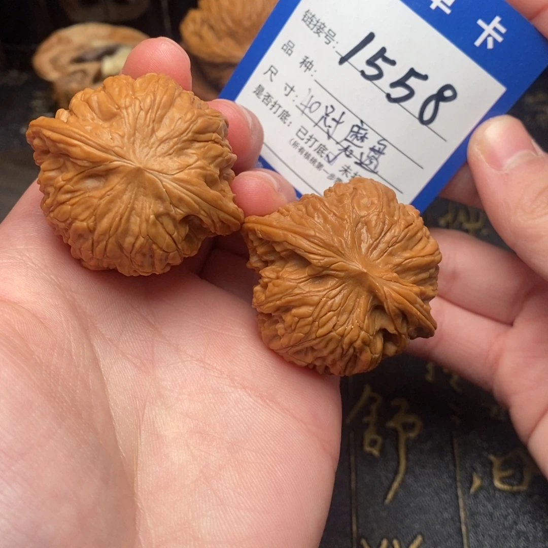 文玩核桃吊坠核桃