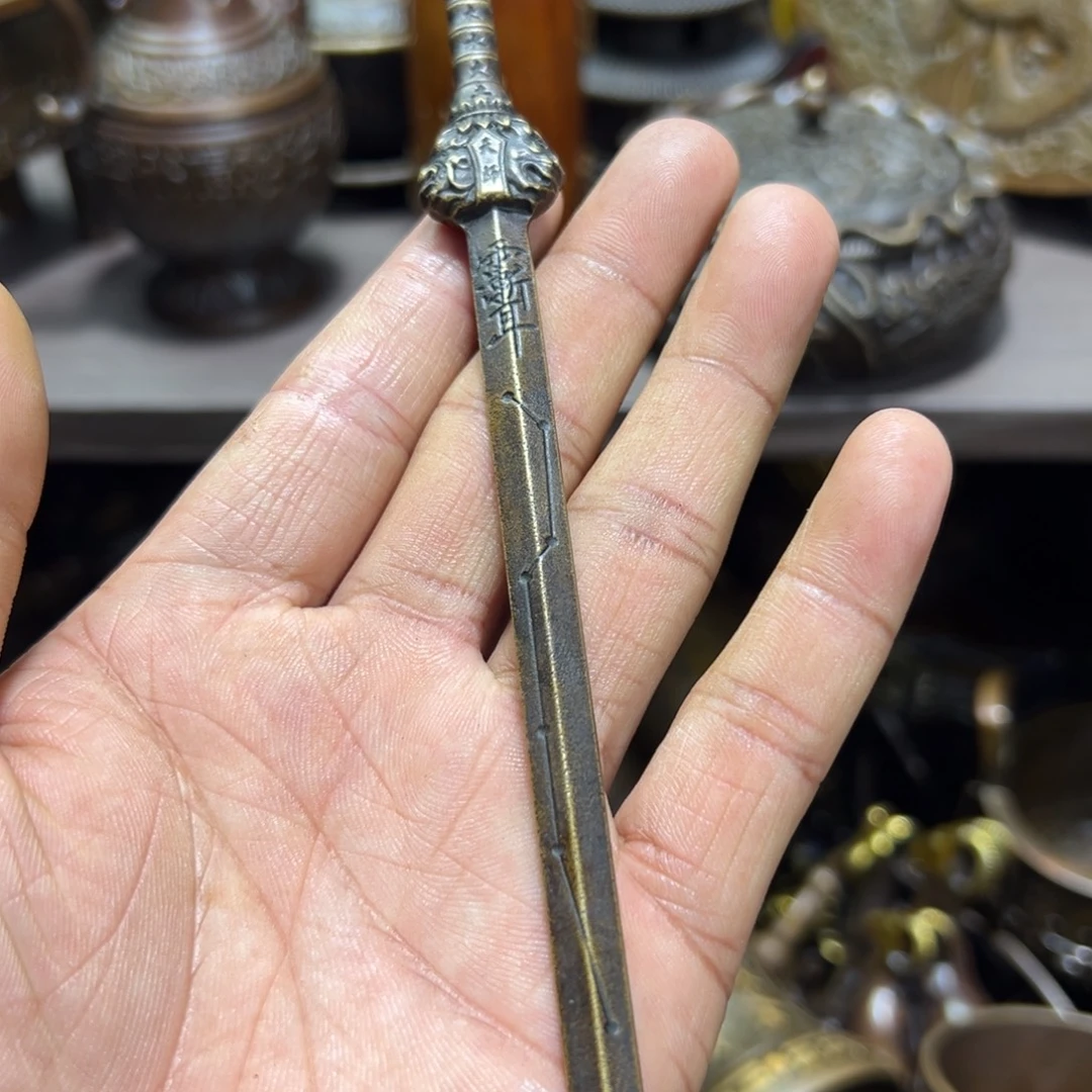 精选铜器，诚信经营