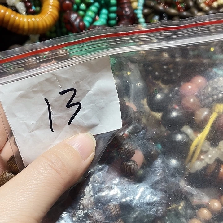 小***干琉璃/树脂/塑料类