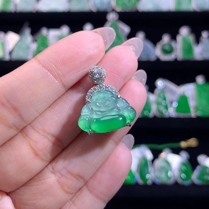【闪购商品】颈饰银S925镶嵌翡翠