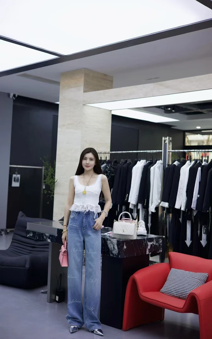 【Five】2025春夏新款时尚纯欲风甜美甜辣蕾丝花边背心女上衣潮