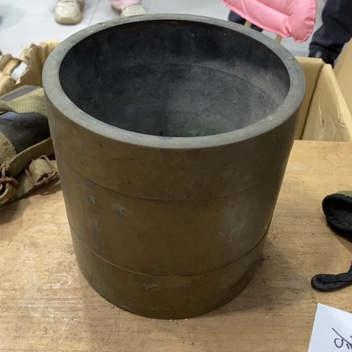 中古品有微瑕，谨慎入手
