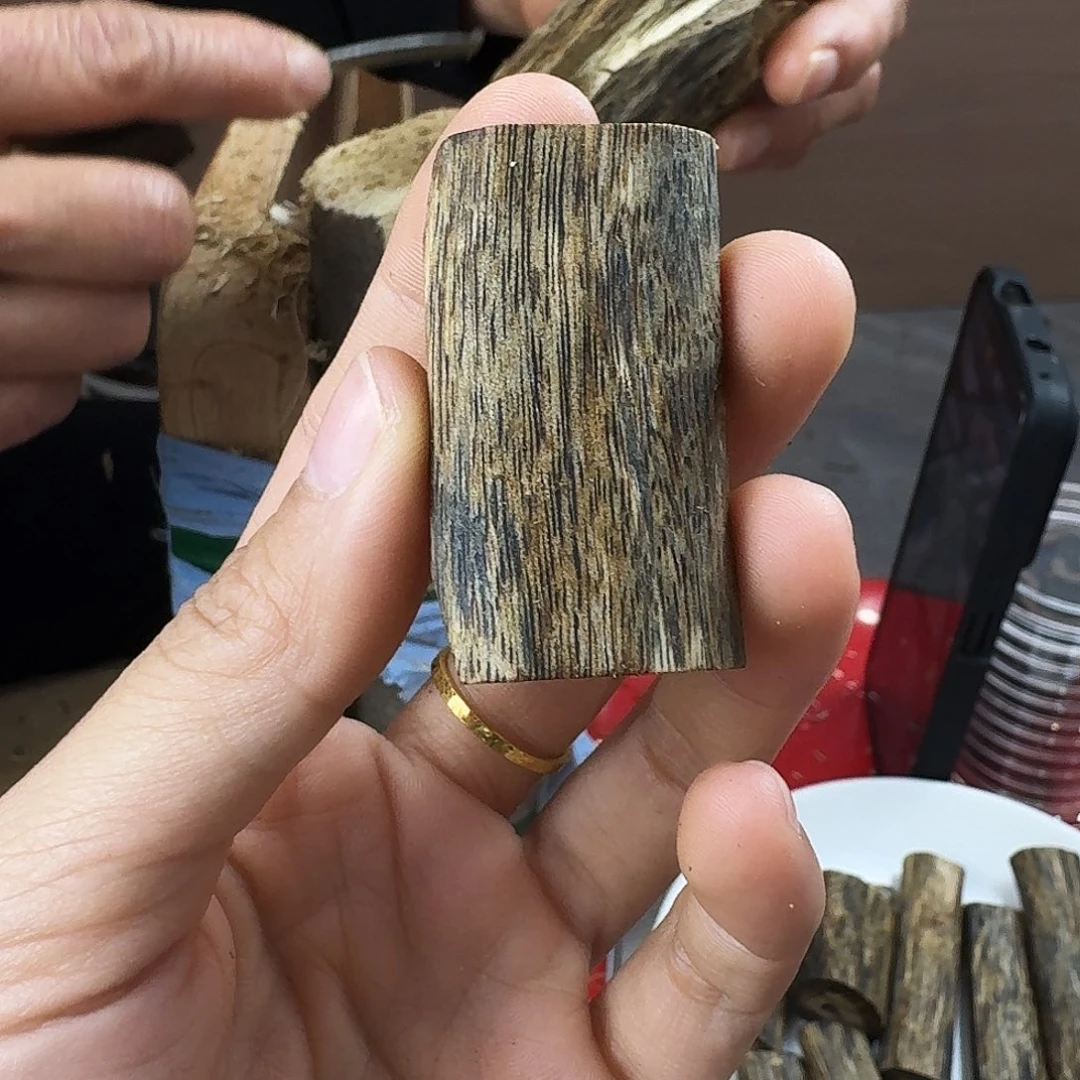 香料绿奇楠无事牌6.5克