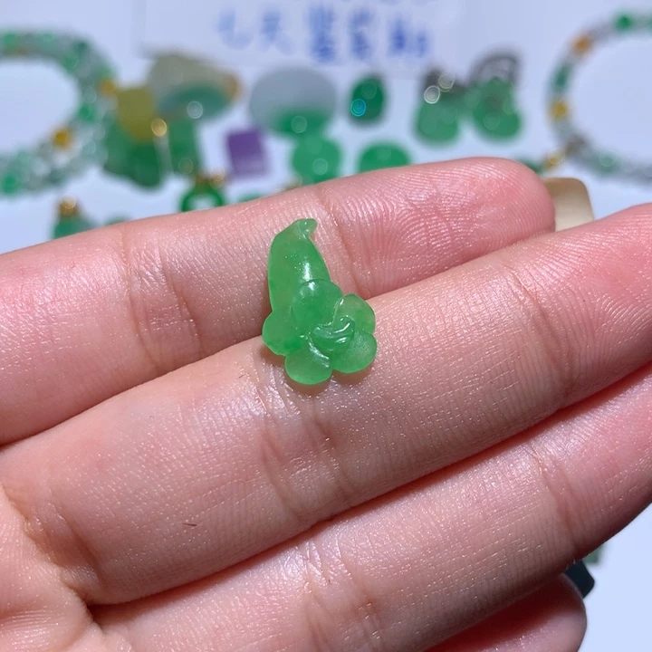 翡翠未镶嵌颈饰无镶嵌78