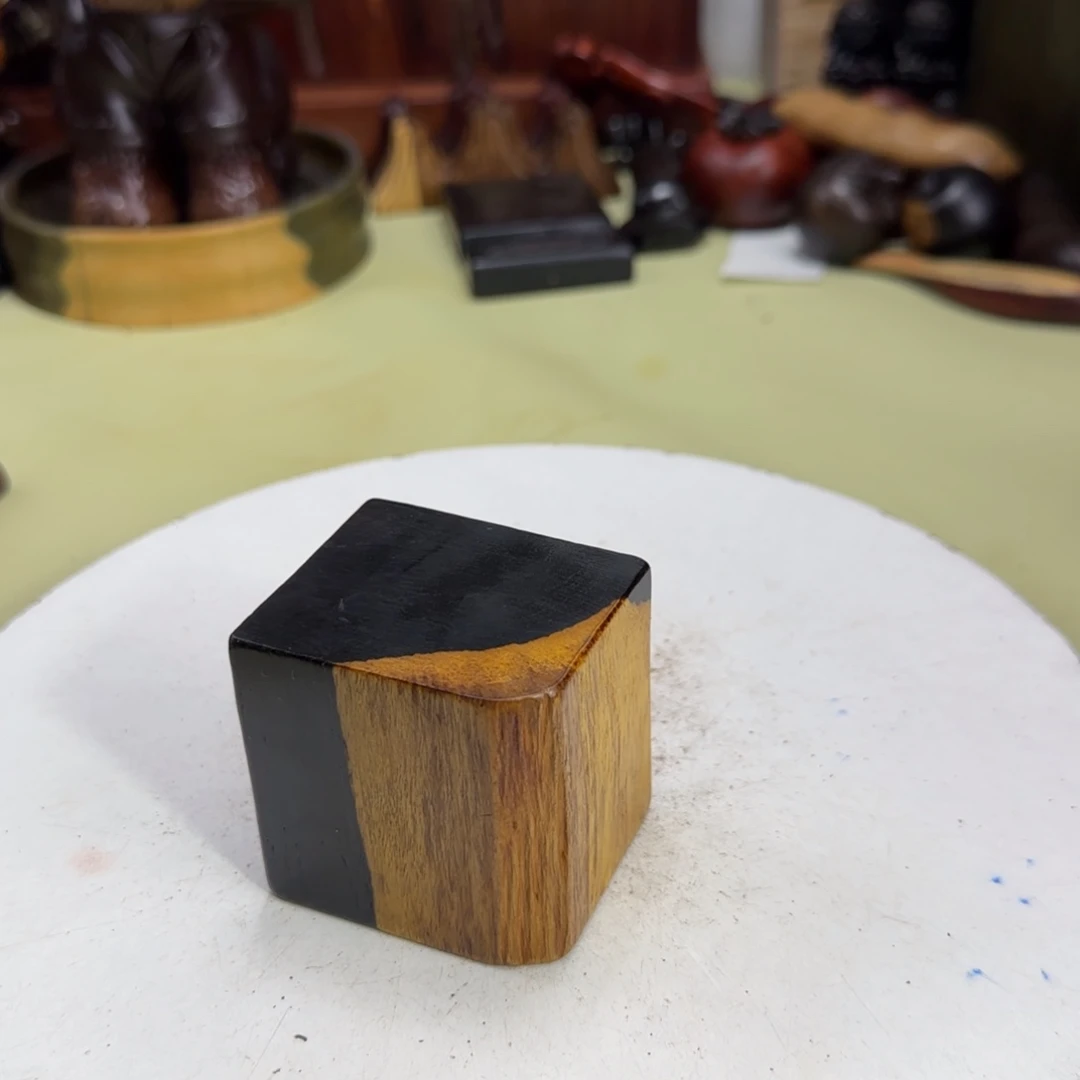 大果紫檀（缅甸花梨）用****)