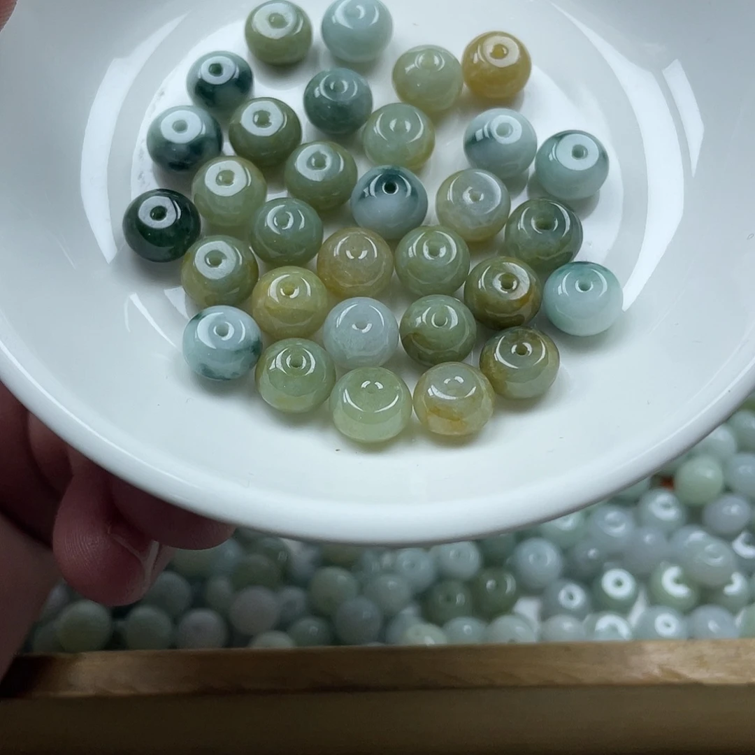 翡翠未镶嵌耳饰9087