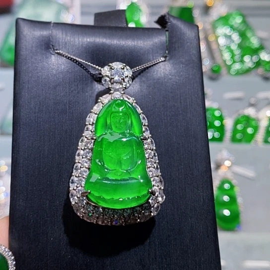 翡翠未镶嵌颈饰吊坠16