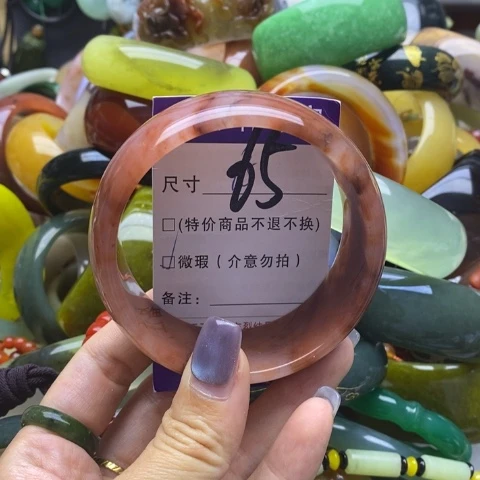 未镶嵌手镯石英岩玉