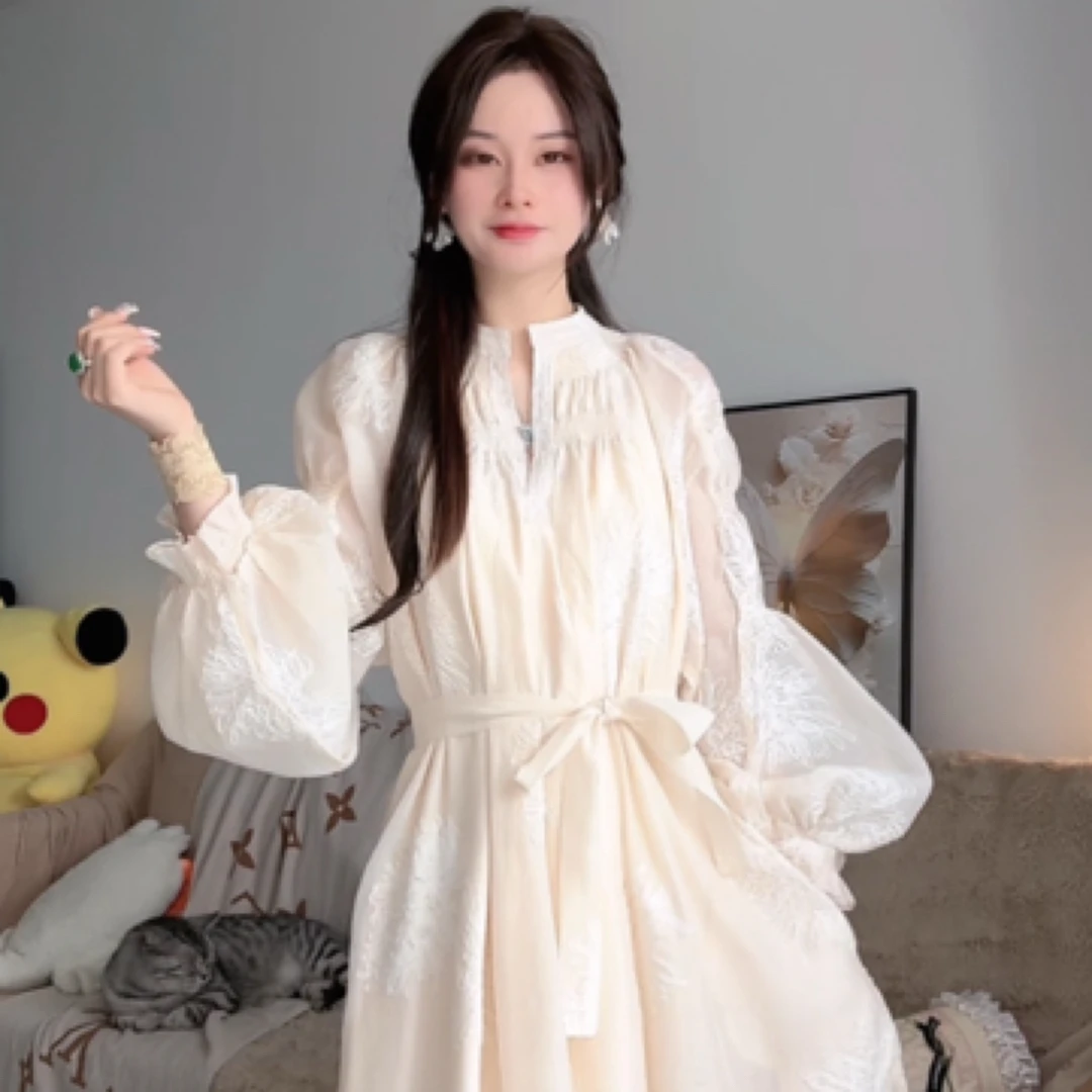 【Qi小美】90%天丝法式高级感刺绣慵懒宽松灯笼袖连衣裙大裙摆长裙