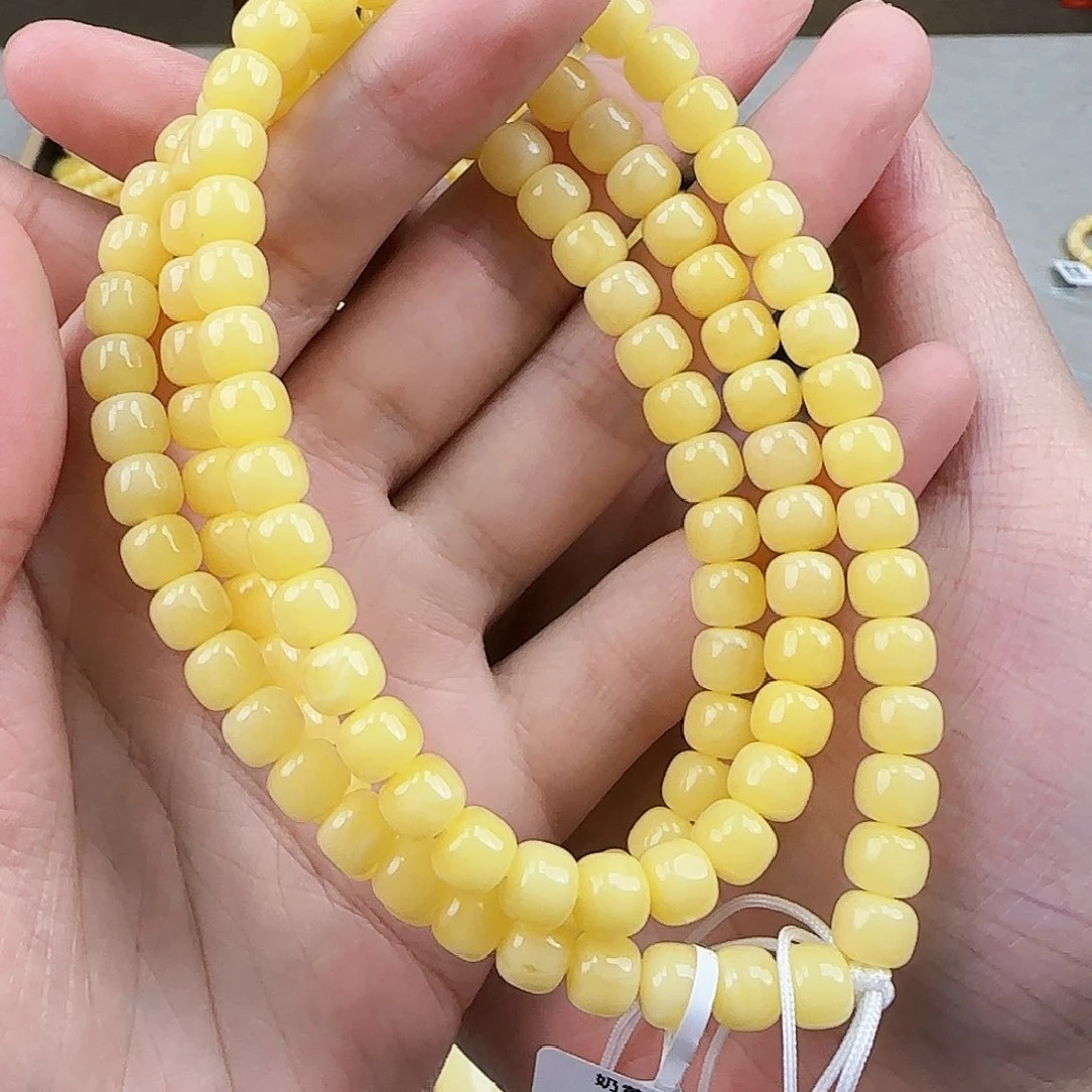 蜜蜡珠宝奇石未镶嵌