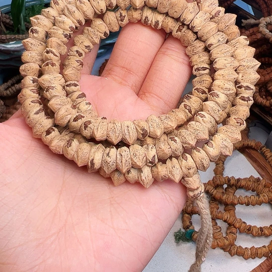 虞***蛋吊坠柏香籽/百香籽