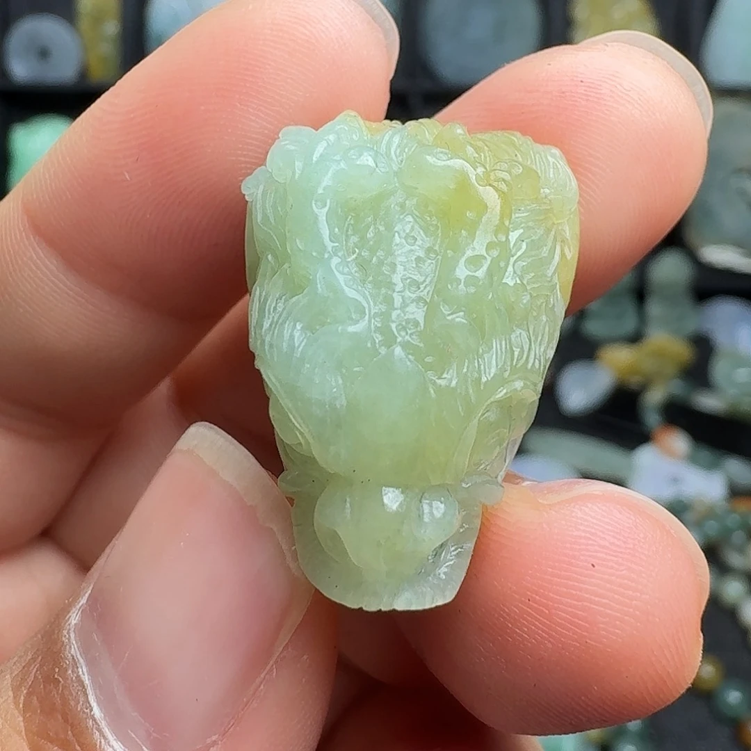 翡翠吊坠(不含链)未镶嵌游*方