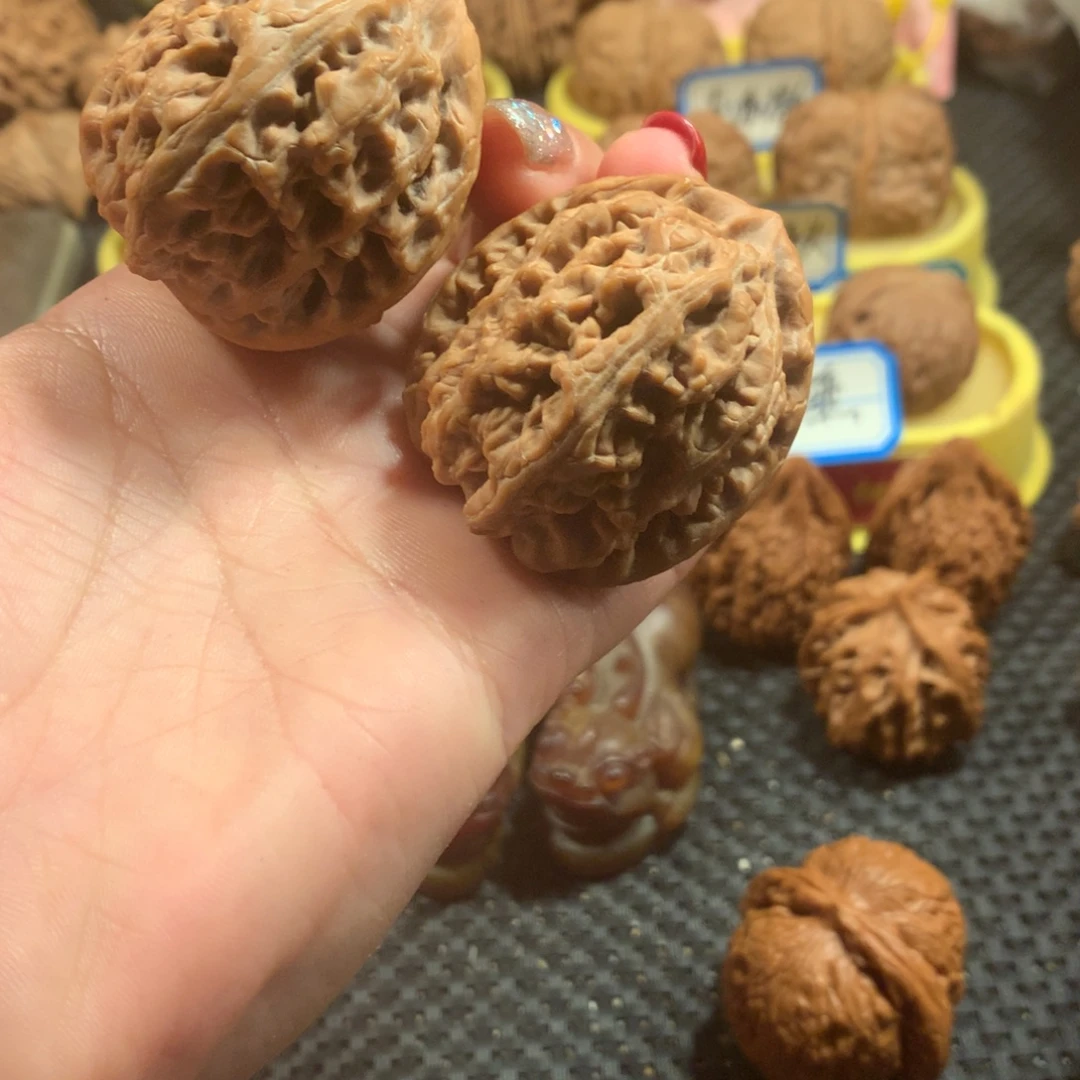 把件文玩核桃红锦鲤