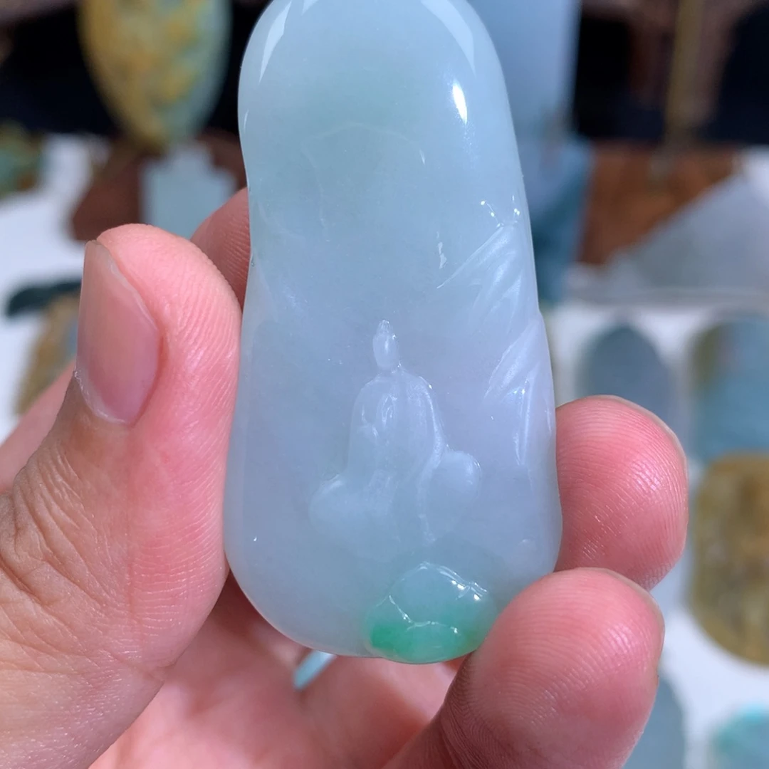 定制翡翠未镶嵌挂件