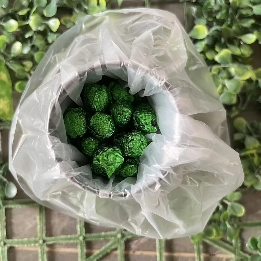 雨腾古茶  "小黑瓶 D级 大FF"百N 万B中N小黑瓶D级77g/盒（12月1）