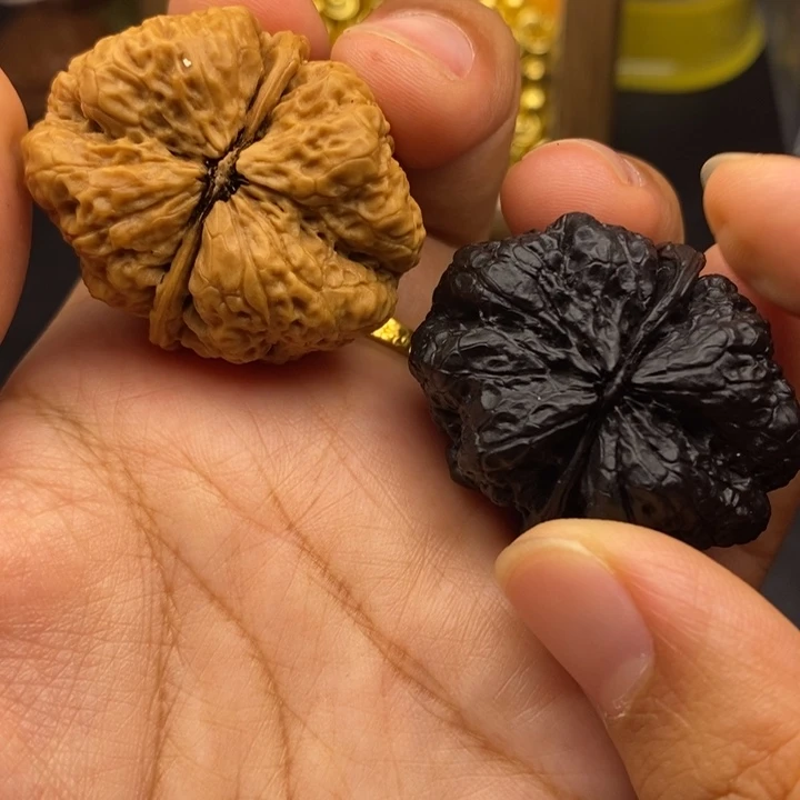 文玩核桃把件39尺蝴蝶蟾