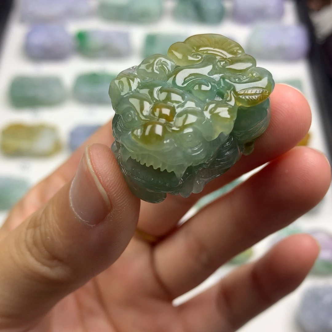 翡翠未镶嵌吊坠(不含链)天然缅甸翡翠貔貅吊坠