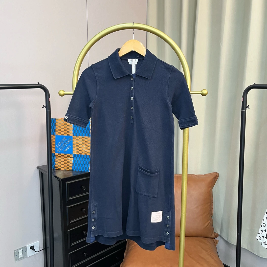 95新 THOMBROWNE 藏蓝色polo领连衣裙 40码 95新