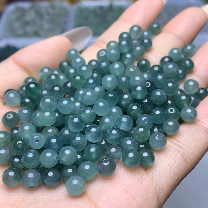 翡翠散珠卡5.7冰透蓝水33个单圈