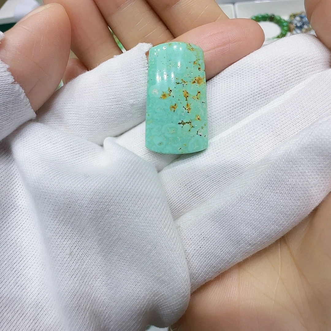 绿松石未镶嵌原矿绿松石