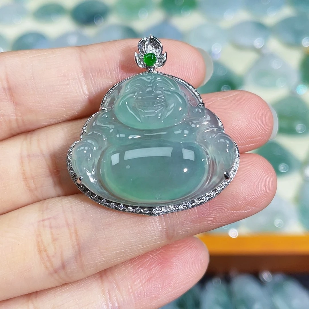 翡翠颈饰18K金镶嵌吊坠