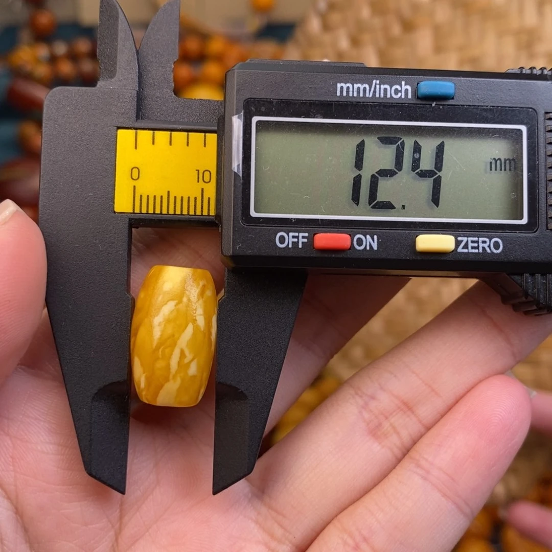 未镶嵌琥珀裸石觞*蜜蜡T