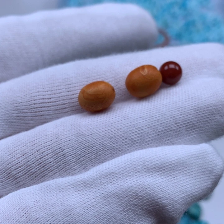 南红玛瑙未镶嵌珠宝奇石