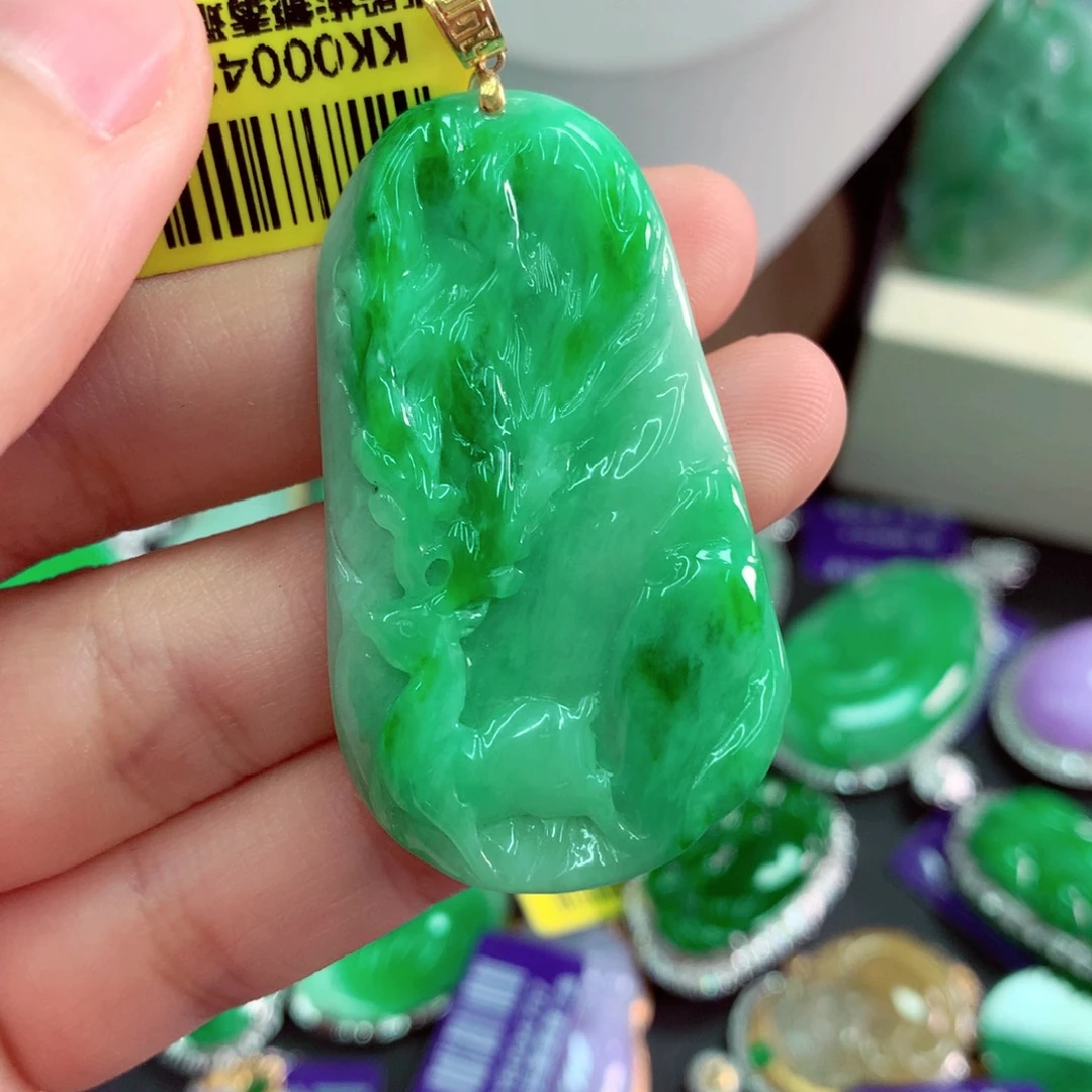 品***生吊坠(不含链)18K金镶嵌翡翠