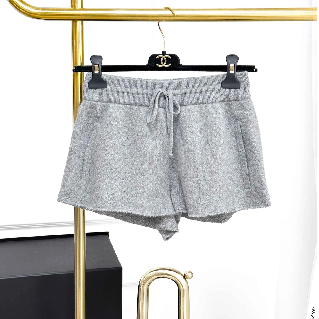 99新 MIU MIU/缪缪  36码 灰色 抽绳 针织 短裤