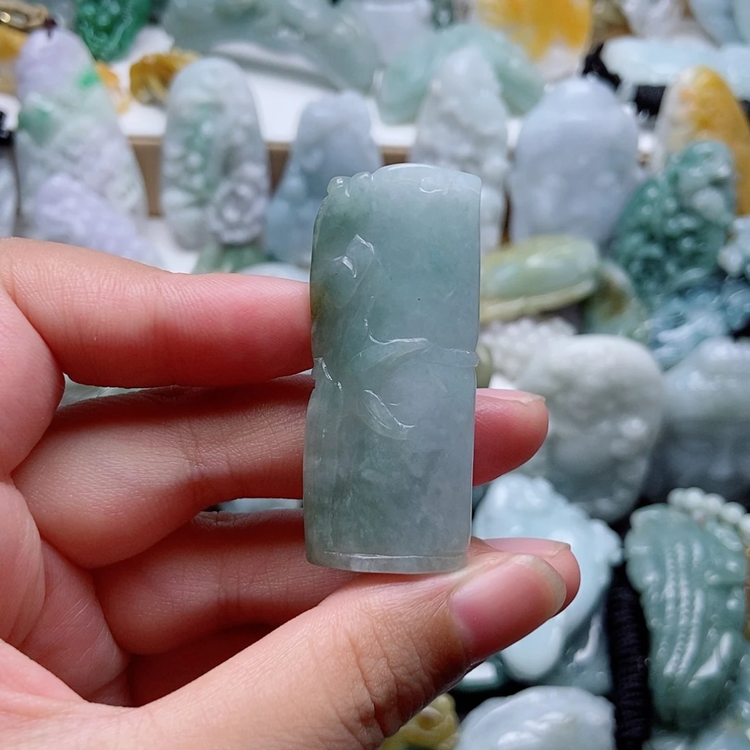 吊坠(不含链)未镶嵌翡翠1